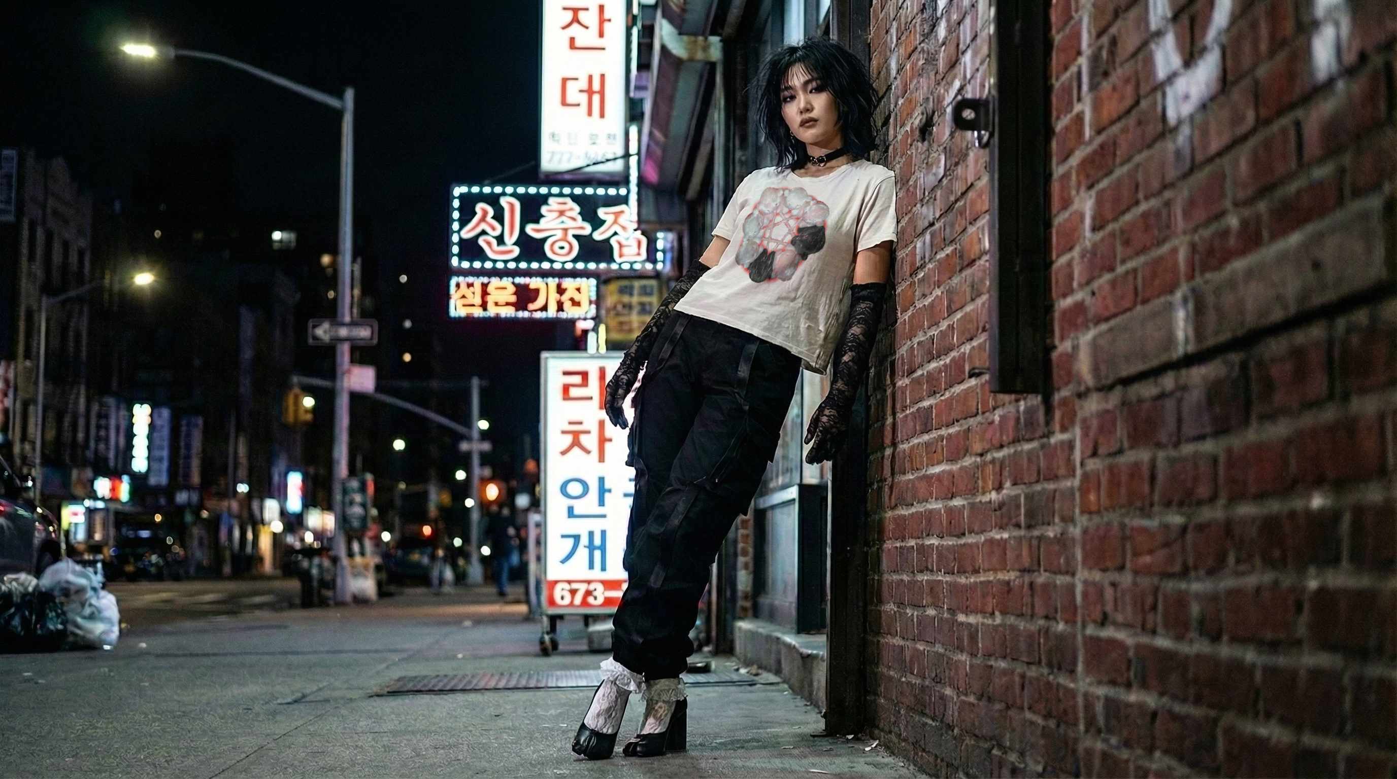 PLUSHAGRAM TEE